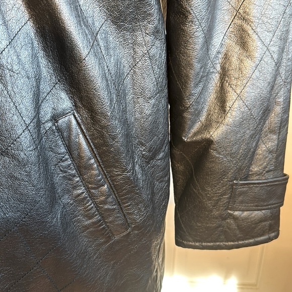 Tribeca Studio Versatile Black Leather Jacket with Diamond Stitching Size L - Picture 6 of 14